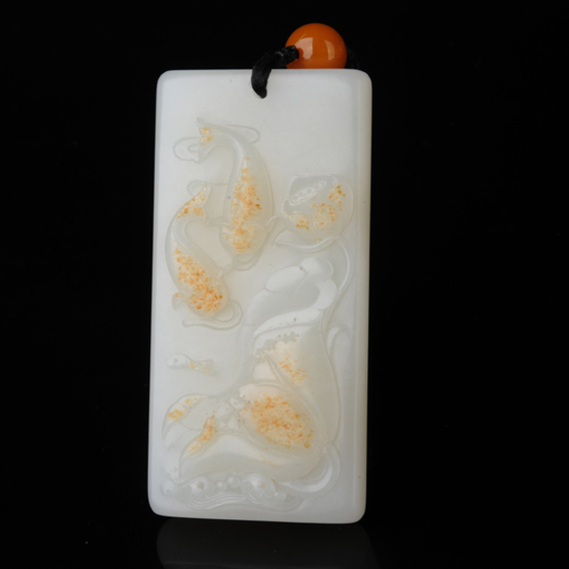 112　连年有余　材质：新疆和田白玉