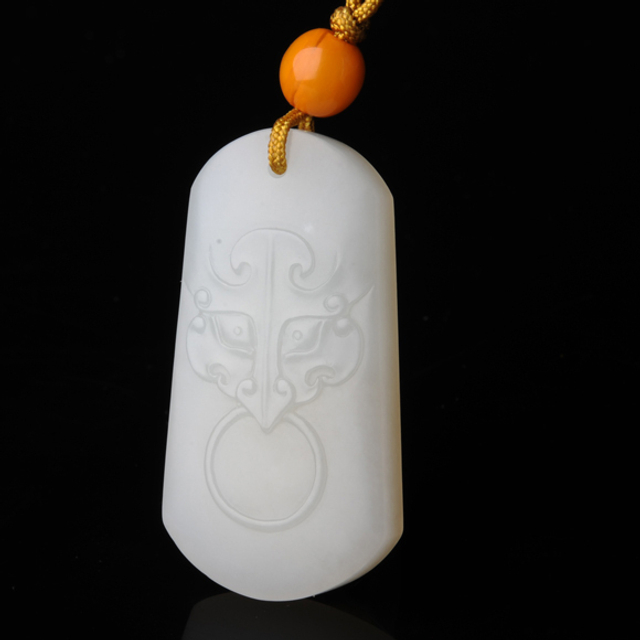 139博古佩　材质：新疆和田玉籽料白玉