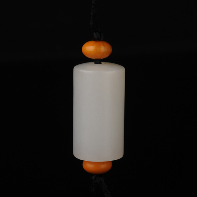 206勒子 新疆和田玉籽料白玉RMB3,000