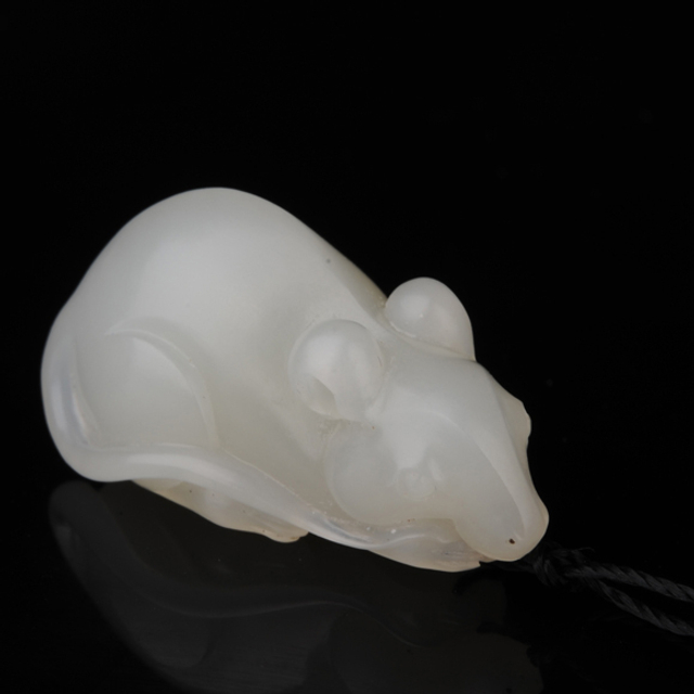 245生肖鼠　材质：新疆和田玉籽料白玉 无底价