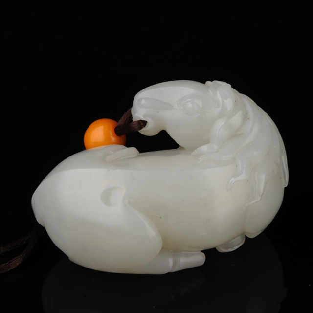 248马把件 材质：新疆和田玉籽料白玉 无底价