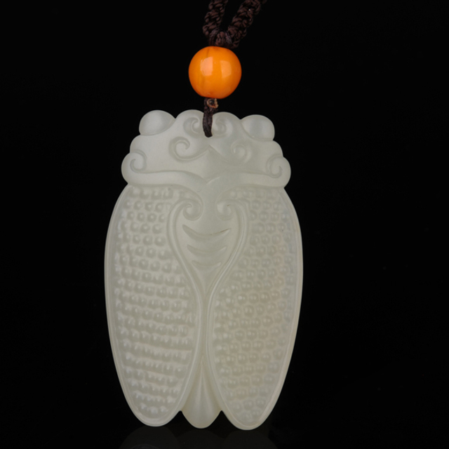 265　蝉挂件 新疆和田玉籽料白玉  RMB：18,000