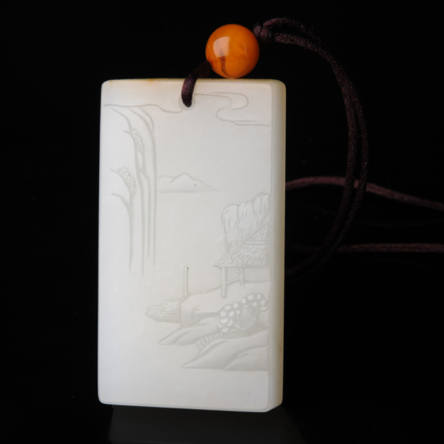 280山水牌　新疆和田玉籽料白玉30,000