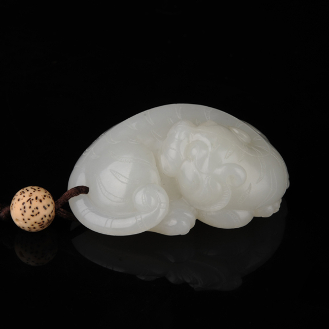 243生肖虎挂件 和田玉籽料白玉 无底价