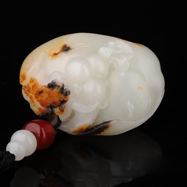 298吉祥富贵 和田玉籽料白玉 RMB：220,000