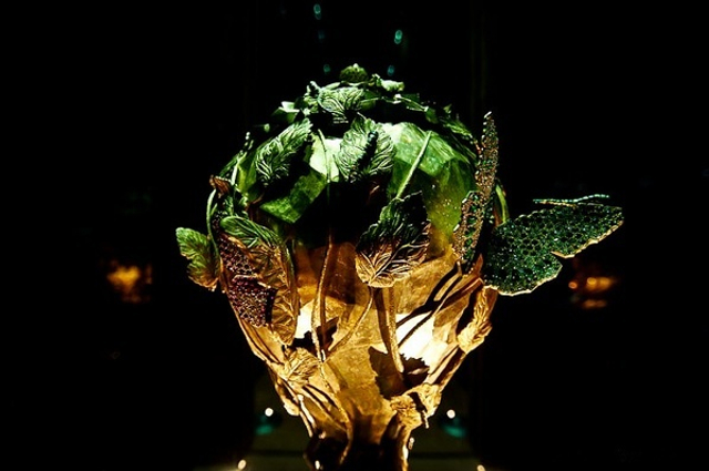 达利设计的超现实主义珠宝