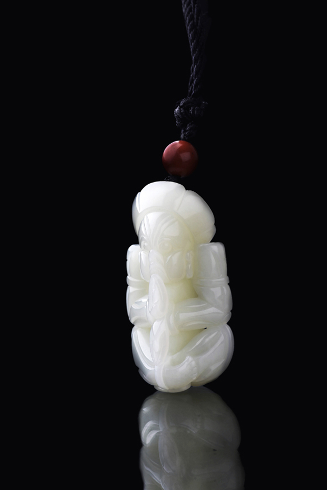 5064 和田玉罗汉把件