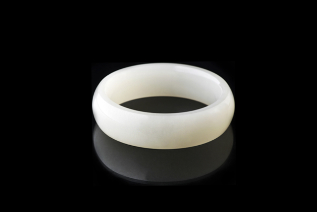 5069 和田玉手镯