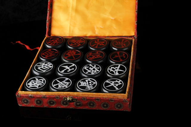 5102 青玉籽料象棋