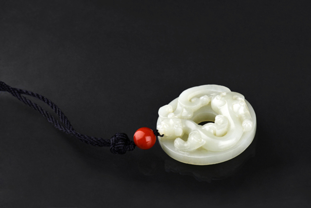 5147 和田玉螭龙璧