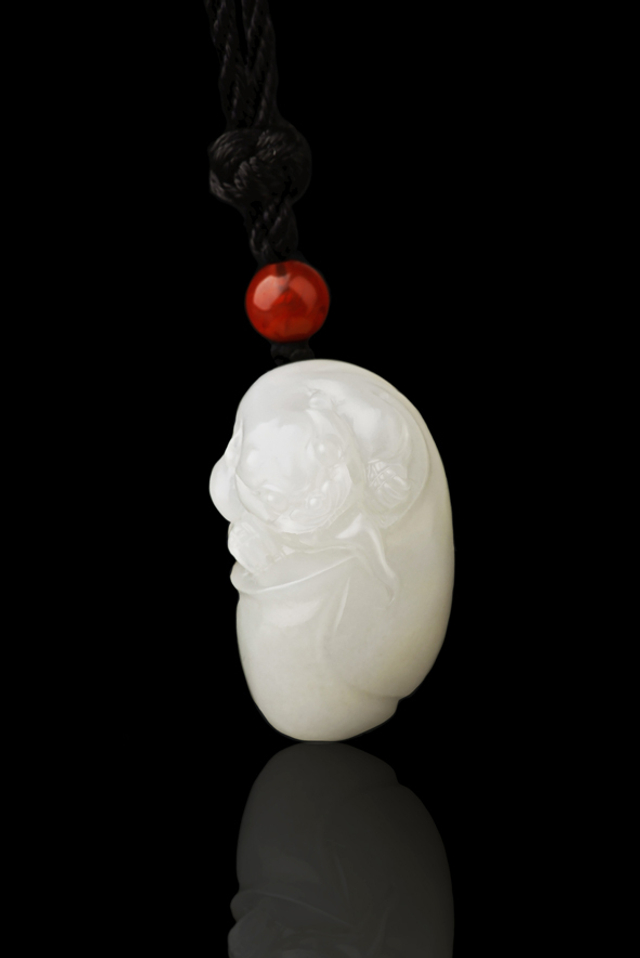 5149 和田玉貔貅挂件