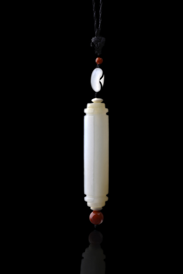 5167 和田玉挂件