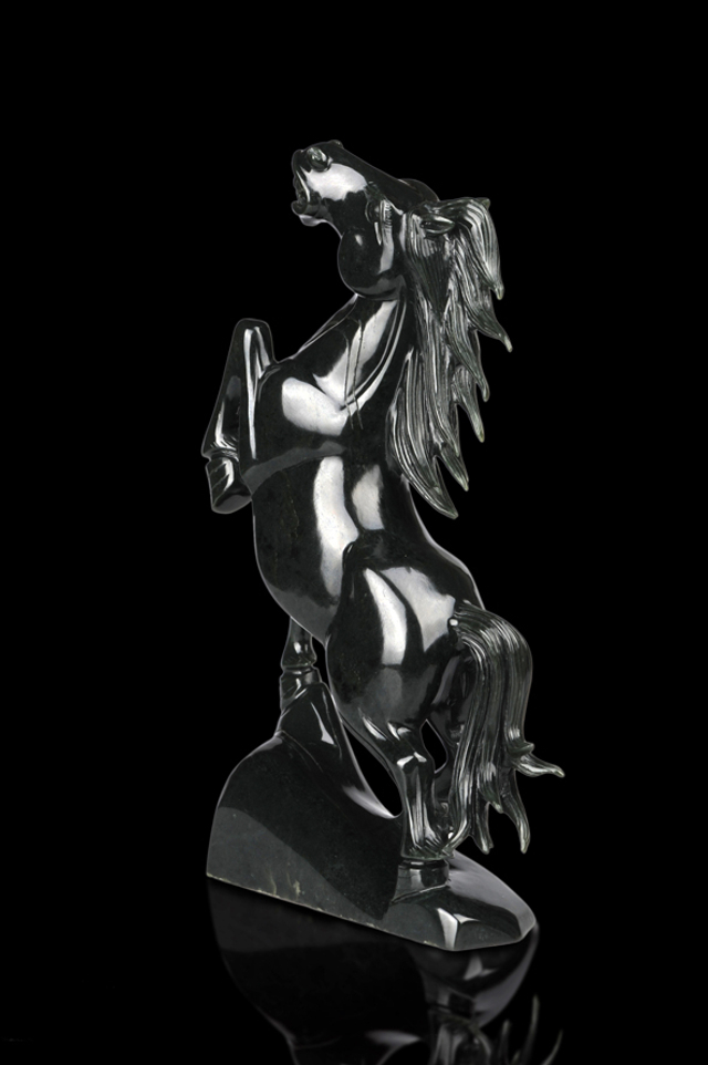 5256 青玉籽料马到成功