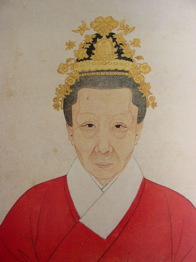 头戴狄訾的老妇