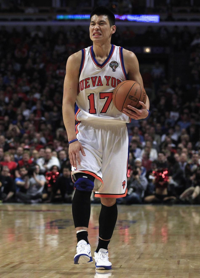 林书豪感到不适