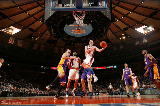 突入篮下予取予求