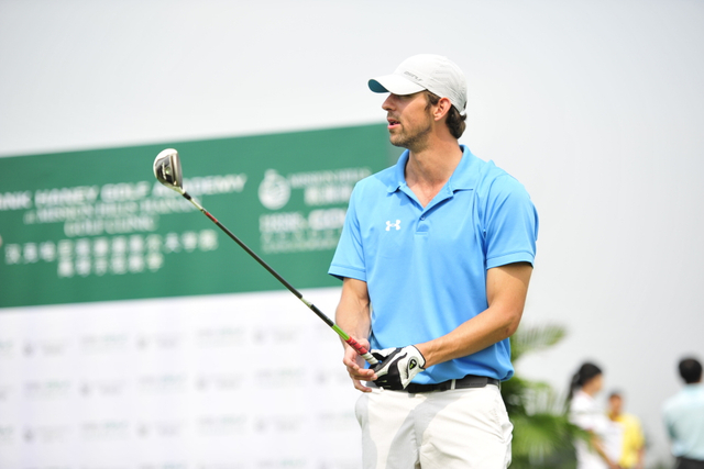 菲尔普斯现身球场