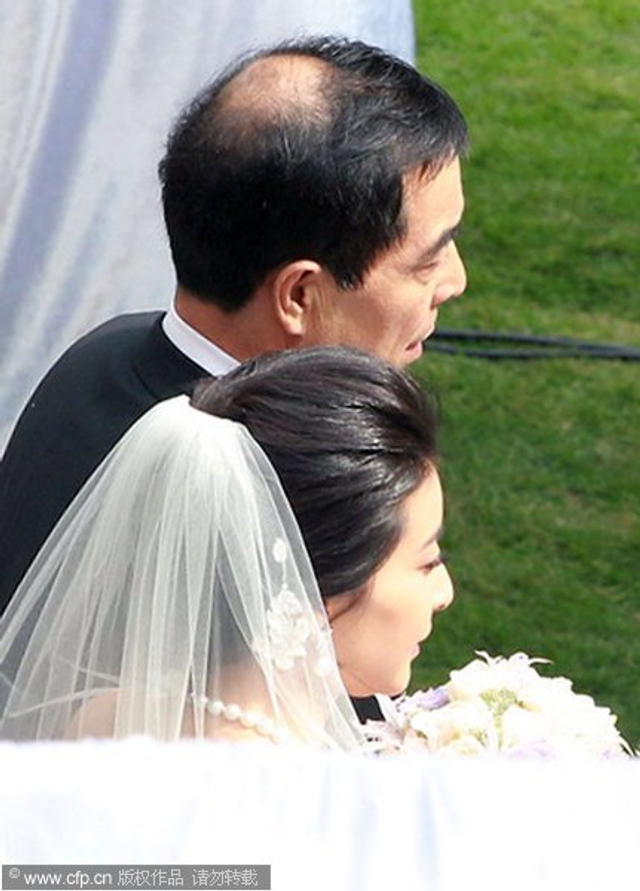 新娘子身披婚纱将亮相