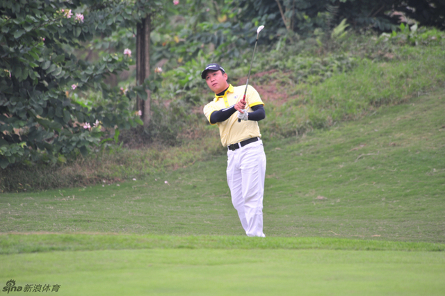 并列季军袁浩切杆