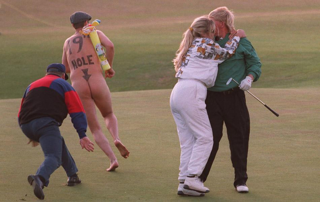 1995年英国公开赛约翰-达利夺冠 球迷带着儿童球杆上场