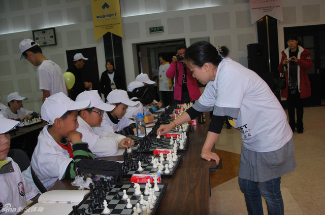 许昱华出子瞬间