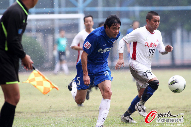 范志毅高速带球