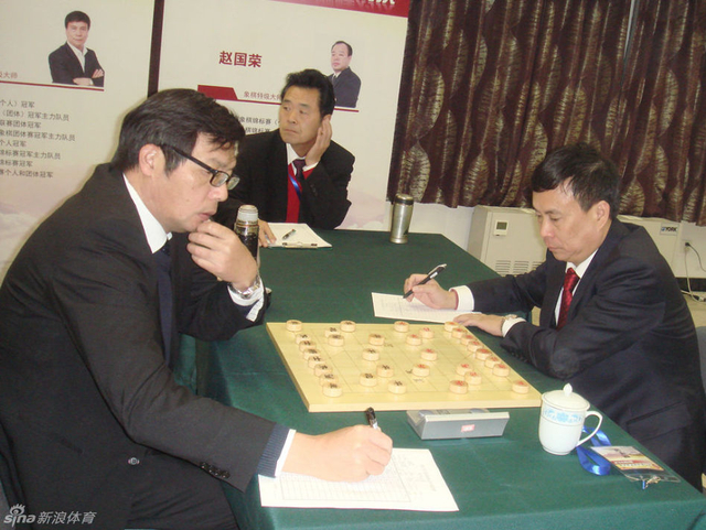 吕钦激战于幼华