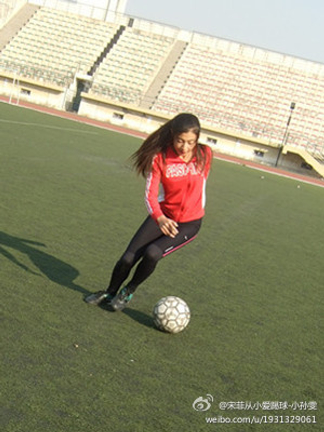 球场上的美丽身姿