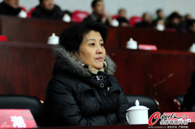 足协副主席薛立现身赛场