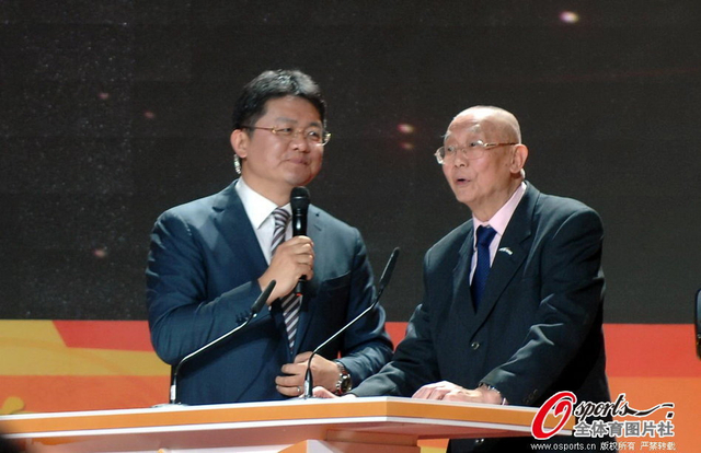 魏纪中宣布提名名单