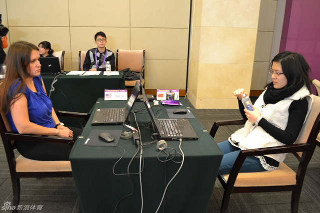 侯逸凡迎战美国选手