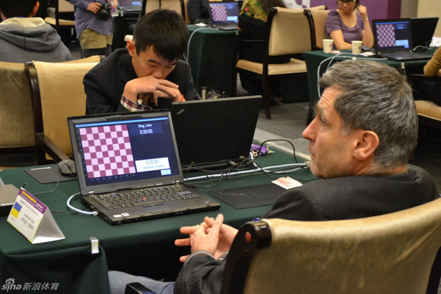 丁立人对阵伊万丘克