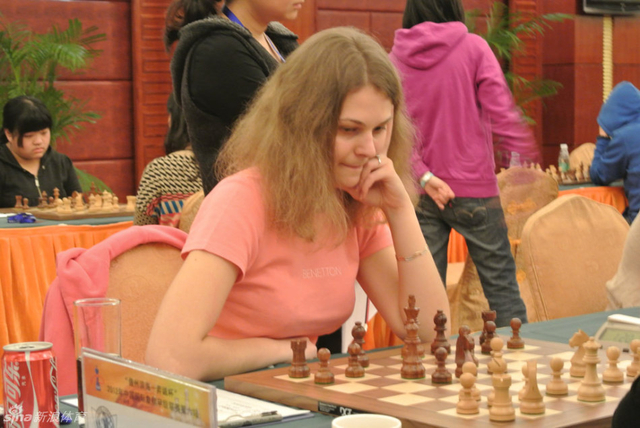 斯洛文尼亚名将安娜-穆兹丘克