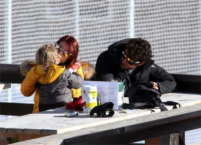 芭芭拉儿子参与其中