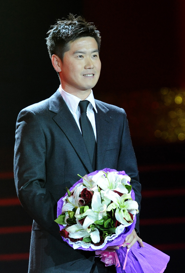 足球名将肇俊哲