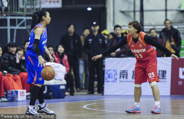 苗立杰持球单打