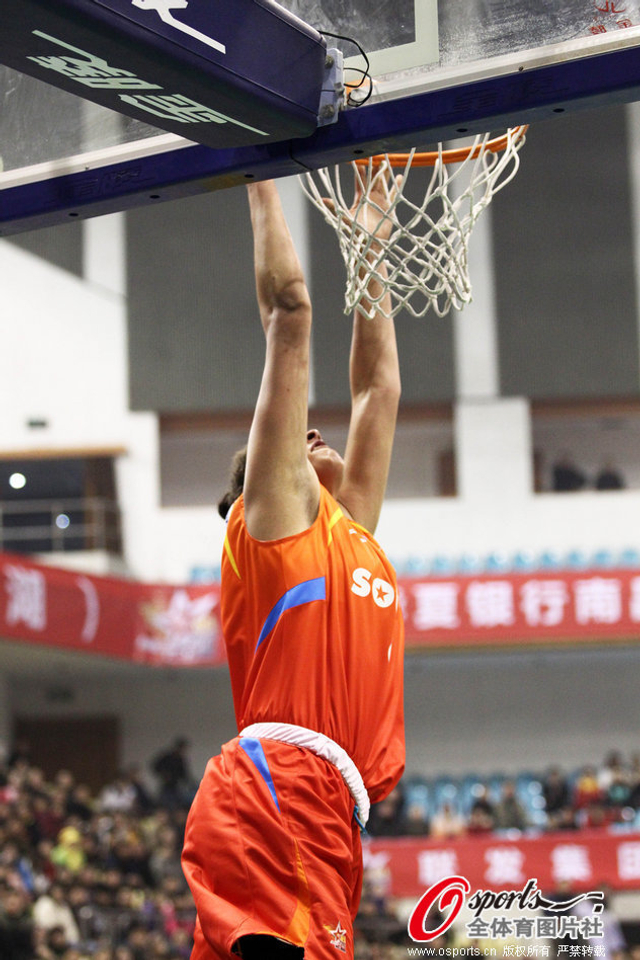 坎贝奇大力灌篮