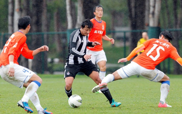 鲁能欧洲拉练第4场热身赛