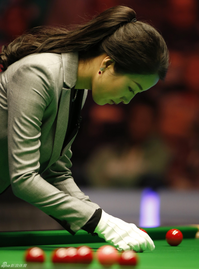 诸瑛首次裁排名赛决赛