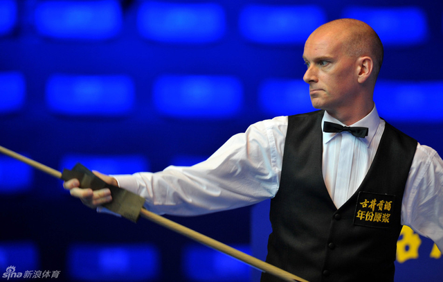 艾伯顿擦拭球杆