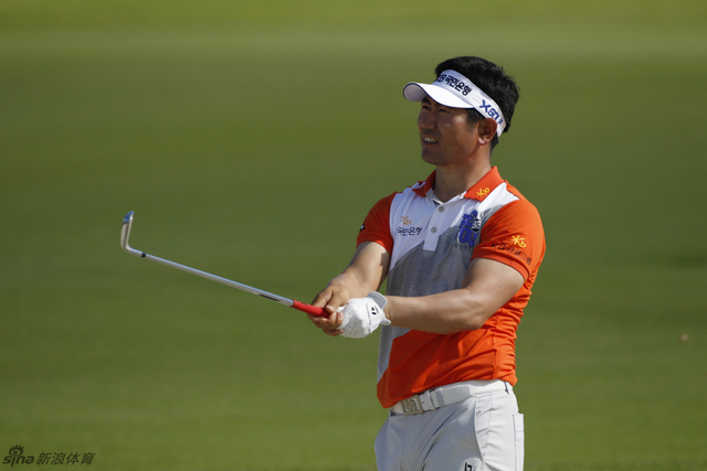 梁容银战波多黎各赛