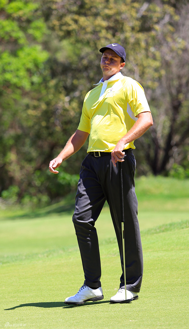 错失小鸟的大卫