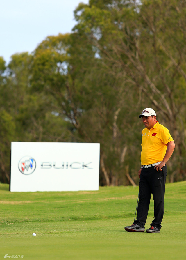 等待中的斋藤圣雄