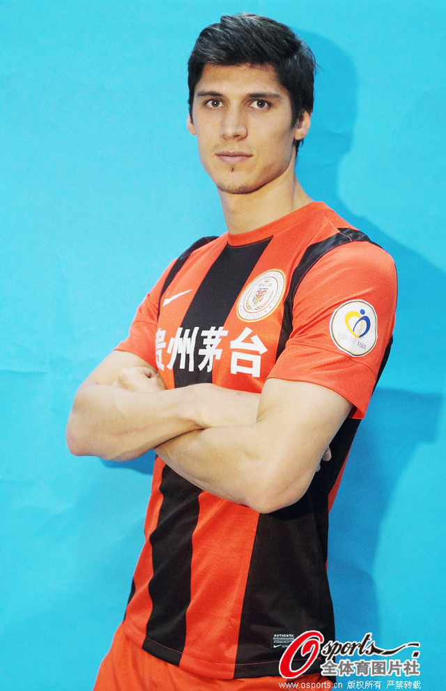 外援拉法官方写真