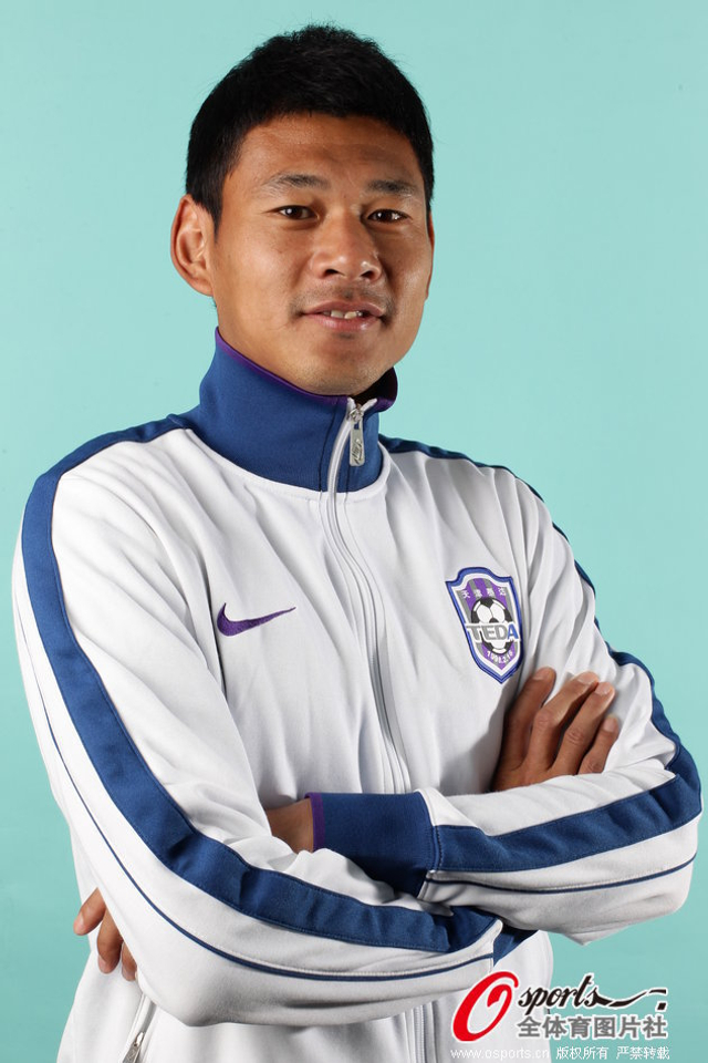 李洪洋官方写真