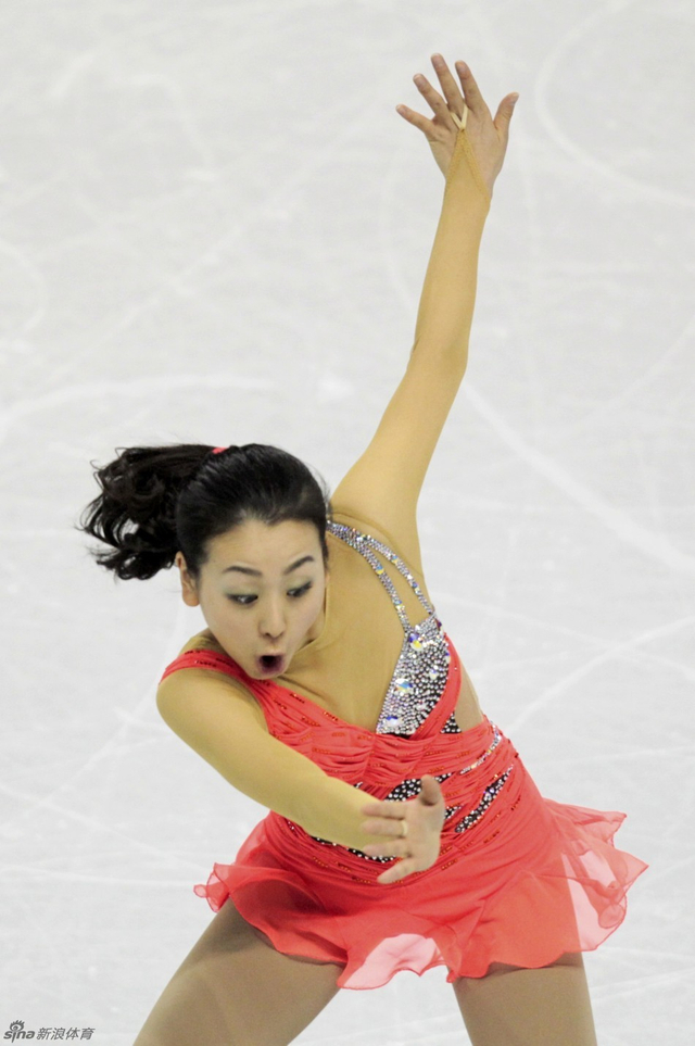 俏皮可爱的浅田