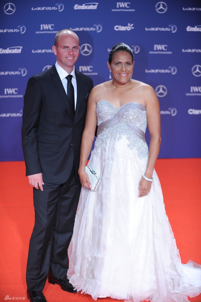 前澳大利亚短跑名将弗里曼（右）