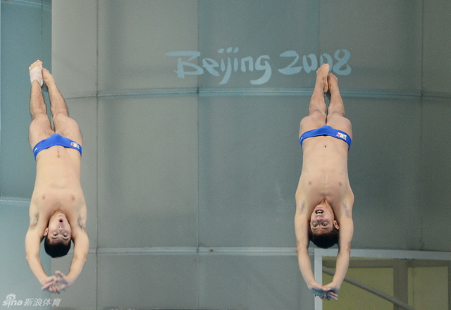 西哥选手伊万·加西亚与祖尼加·阿丹