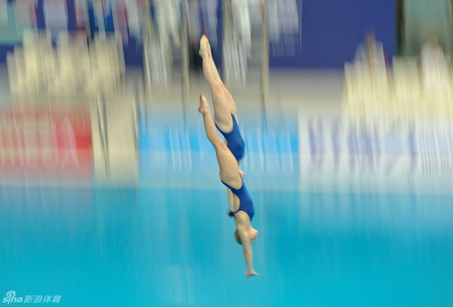 英国选手丽贝卡与考恩·珍妮