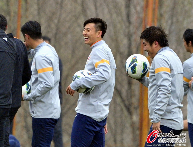 周海滨与崔鹏心情不错